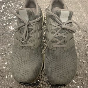Adidas UltraBOOST Light Grey Men’s Sz 10 US